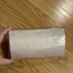 Calvin Klein Women's Cream Clutch Bag New